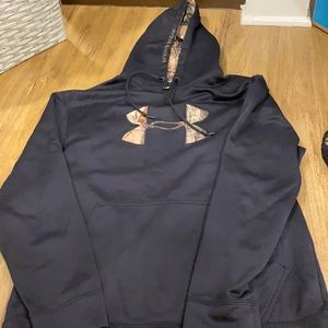 Men’s Under Armour hoodie